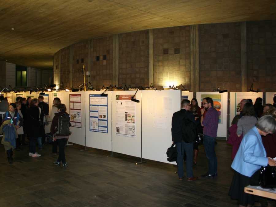 Enlarged view: poster session